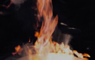 Aqui, a gastronomia não é só servida. Ela é criada. Ela acontece. Ela surpreende. No Don Pascual, cada chama que sobe na cozinha revela a arte do nosso chef 🧑‍🍳🤎 Durante a semana, você vive essa experiência no nosso Executivo: ✨ Entrada 🍽️ Prato Principal 🍰 Sobremesa