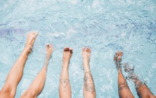 Day use, bons drinks e as melhores companhias. Do jeitinho Don Pascual. 🥂🌴 Aquele climinha de final de ano 🤎