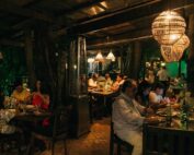 Noite do vinho no Don 🍷 Tem pizza à lenha. Tem vinho. E dizem por aí que é a melhor da região. Quarta a domingo, a partir das 19h 🔥🍷