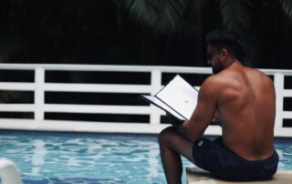 Parece serra. Mas é Rio. Aqui, o tempo desacelera. Nosso Day Use é totalmente revertido em alimentação, para você aproveitar sem pressa. E se quiser ir além, temos o Day Spa: massagem, hidro, piscina e sauna — tudo no mesmo dia. 🌿 Muitas experiências. 🌿 Muito relaxamento. 🌿 Um refúgio completo. #riodejaneiro