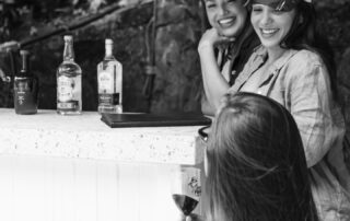 A vida fica muito melhor quando a gente compartilha momentos com quem a gente ama. 🥂