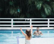 Nosso Day Use é sempre uma experiência especial. 🤍 No Don Pascual, cada detalhe foi pensado para você desacelerar, respirar natureza e viver um dia de descanso com charme e exclusividade. Das 10h às 18h, com acesso à: • Piscina • Sauna • Hidromassagem Toalhas incluídas e vestiário disponível. Crianças: • Até 5 anos: não pagam • De 6 a 12 anos: 50% do valor + R$ 50 de crédito Funcionamento diário, mediante reserva.